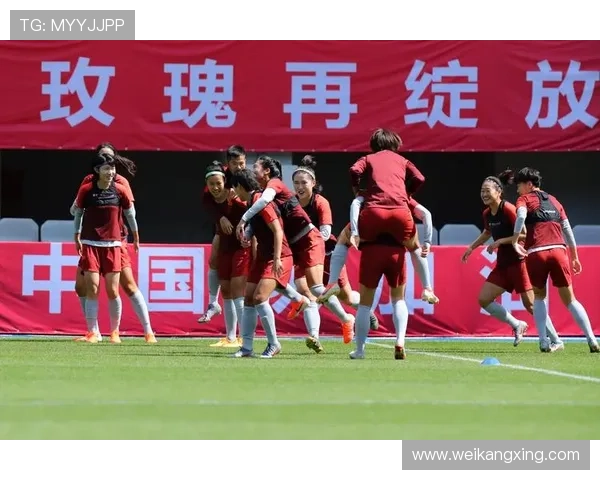 中国足球队备战世界杯预选赛全新阵容公布 多名年轻球员首次入选